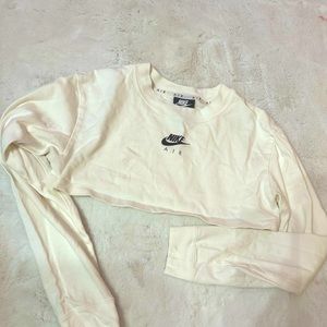 Nike crop